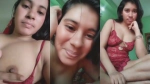 Viral Sex MMS of Sexy Desi Girl Shows Boobs